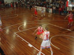 Atlético ganó y sueña con volar más alto