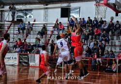 Atlético debutó en su cancha y en suplementario le ganó a San Martín de Curuzú