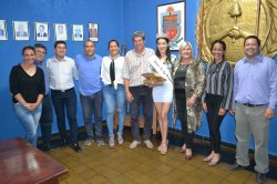 Autoridades municipales agasajaron a "Reina Provincial de la Primavera"