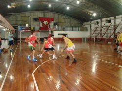 Atlético Saladas recibe a El Porvenir de Esquina