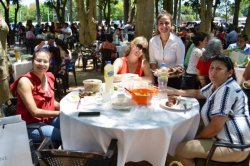 Municipales de Saladas festejaron su día con un gran almuerzo 