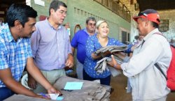 El Municipio de Saladas provee de indumentarias de trabajo al personal Municipal
