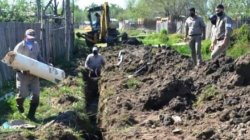 En barrio Vélez Sarsfield extienden la red de agua potable