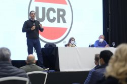 Contundente respaldo de la UCR a las reelecciones de Valdés y Tassano
