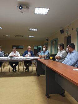 Sotelo presente en una reunión sobre parques industriales con legisladores nacionales