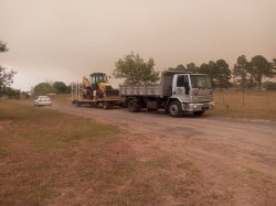 Vialidad Nacional aporta máquinas y operarios para combatir incendios en Corrientes

 