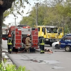 Voraz incendio consume una vivienda en pleno centro de Saladas