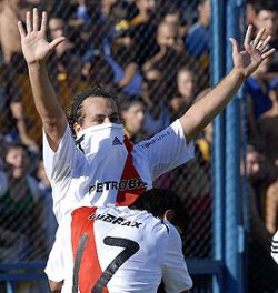 River consiguió su primera victoria en el torneo