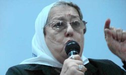 Hebe de Bonafini, de no creer: "Alfonsín no es un héroe y quienes lo aplaudieron son unos hipócritas"