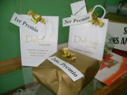 Joyería del Sol cumplió un año de actividad comercial y premió a sus clientes