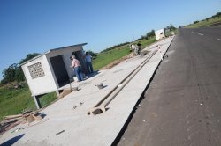 Avanza la pavimentación en el acceso a Saladas