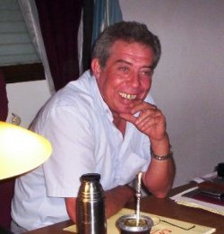 El intendente Alterats en Casa de Gobierno
