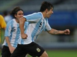 Argentina le ganó a Australia y se clasificó a los cuartos de final