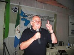El Gobierno de Corrientes no dialoga con los gremios