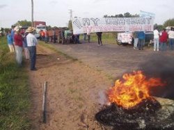 Vecinos ilusionados y en alerta por otro posible corte de la ruta 13