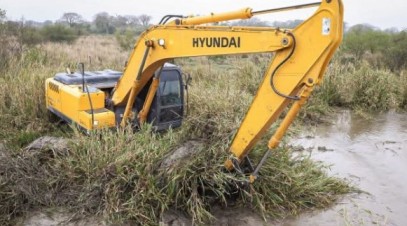 Saladas refuerza la limpieza de canales pluviales ante posibles lluvias intensas